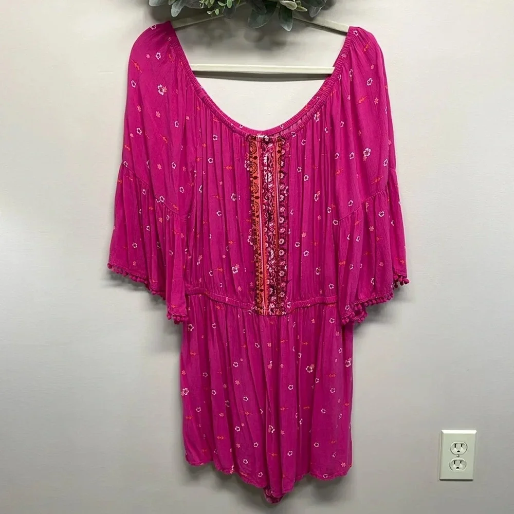 NWOT Mudd Boho Pink 3/4 Bell Sleeve Romper PomPom Detail XXL